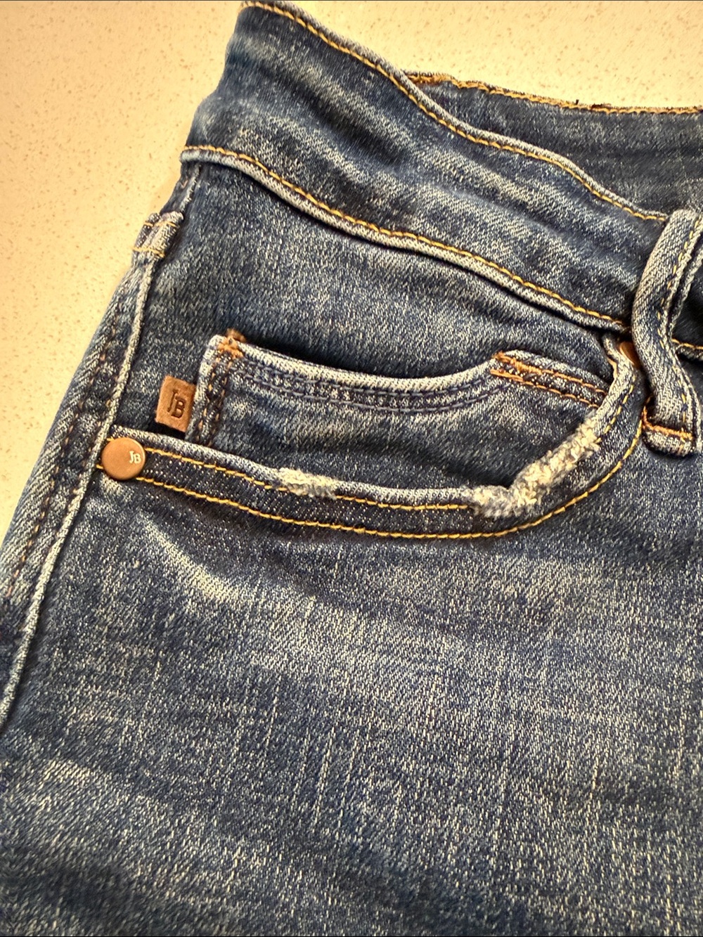 Judy Blue Blue Frayed Hem Denim Shorts Size XL - Picture 7 of 8